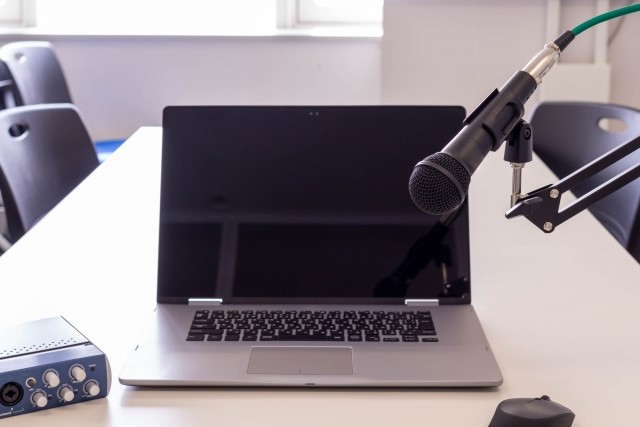 初心者からのVtuberへのなり方は？必要経費やアバターに必要なものをご紹介